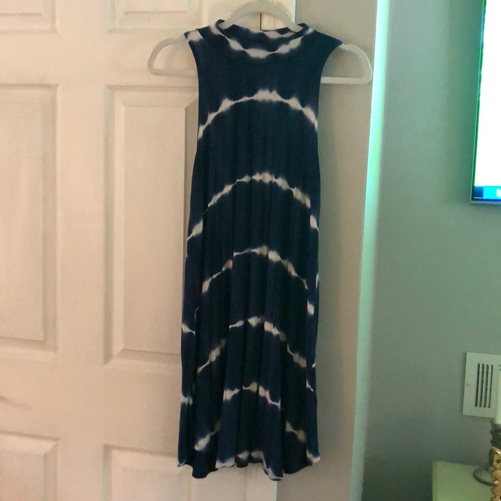 Navy white tie dye pattern dress